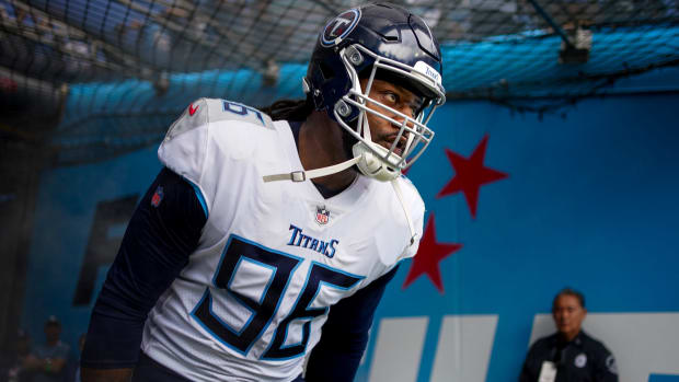 Tennessee Titans - Welcome to Nashville, Roger McCreary!