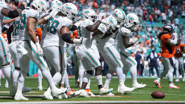 Thursday Miami Dolphins injury update for Week 4 vs. Buffalo Bill - A to Z  Sports