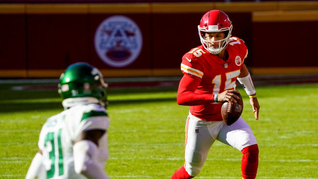 Ladd] Nick Bolton is the Chief's new single-season leader in tackles (180),  passing Derrick Johnson's previous mark (179) : r/KansasCityChiefs