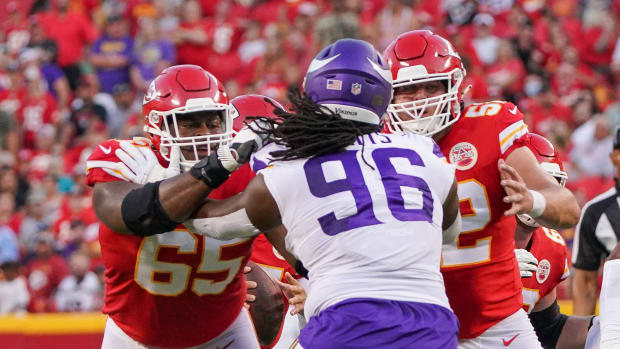 KC Chiefs Week 4 Injury Report: Chris Jones Limited in Wednesday's Practice  - Sports Illustrated Kansas City Chiefs News, Analysis and More