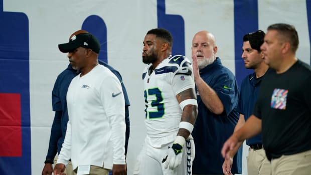 ESPN analyst breaks down Seahawks by position group, with modest