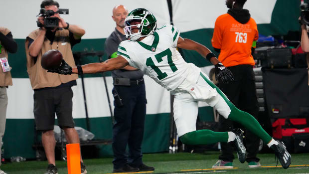 Buffalo Bills 16-22 New York Jets: New York Jets lose Aaron Rodgers to  early injury before stunning Buffalo Bills in overtime, NFL News