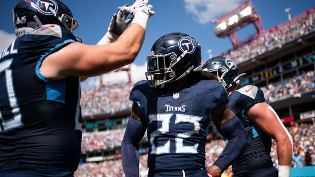 Tennessee Titans free safety Kevin Byard (31) runs to the sideline after  the coin toss before an NFL football game against the Jacksonville Jaguars  on Sunday, December 12, 2021, in Nashville, Tenn. (