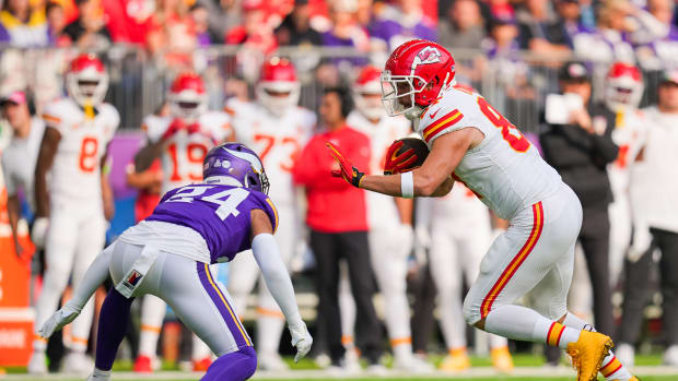 Vikings CB Byron Murphy gives Chiefs TE Travis Kelce free bulletin board  material - A to Z Sports