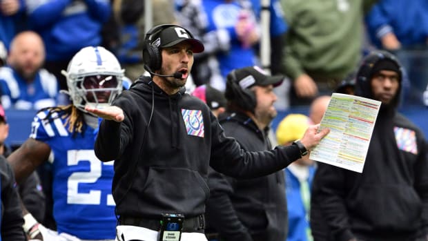 LOOK: Colts unveil new black helmet as part of alternate uniform that will  be worn for one game in 2023 : r/nfl