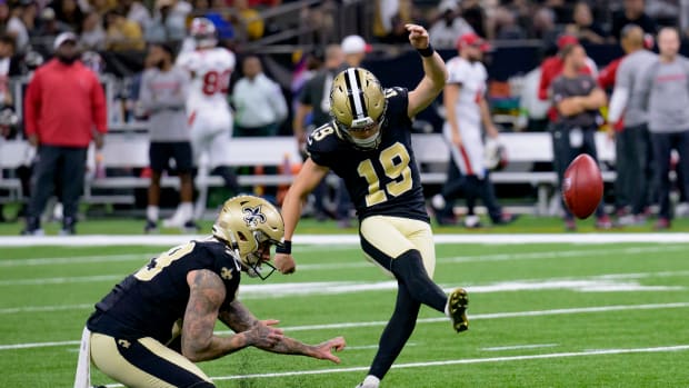 Jonathan Abram Knocks Himself Out vs. Saints on MNF 