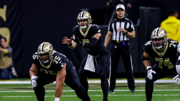 Saints will wear black jerseys, gold pants in Week 4 vs. Buccaneers - A to  Z Sports