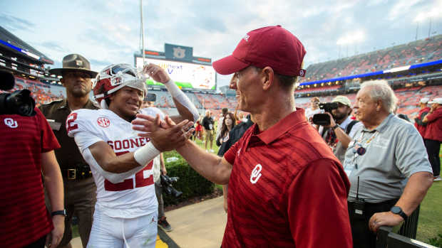 Oklahoma Sooners head coach Brent Venables