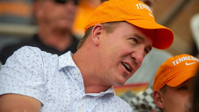 CBS Sports predicts Tennessee Vols' record in 2022 and which games UT will  lose - A to Z Sports