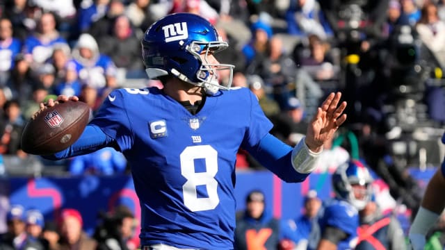 Analyst Predicts Giants Will Replace Daniel Jones In 2023 - The Spun:  What's Trending In The Sports World Today