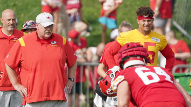 Chiefs OG Joe Thuney talks first impressions of rookie Wanya Morris - A to  Z Sports