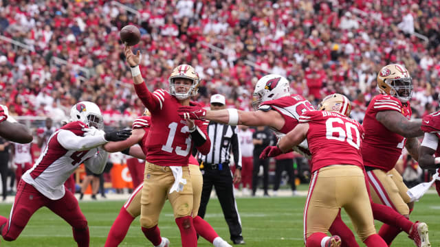 Santa Clara, California, USA. 07th Nov, 2021. San Francisco 49ers running  back Eli Mitchell (25) takes to the field, before a NFL football game  between the Arizona Cardinals and the San Francisco