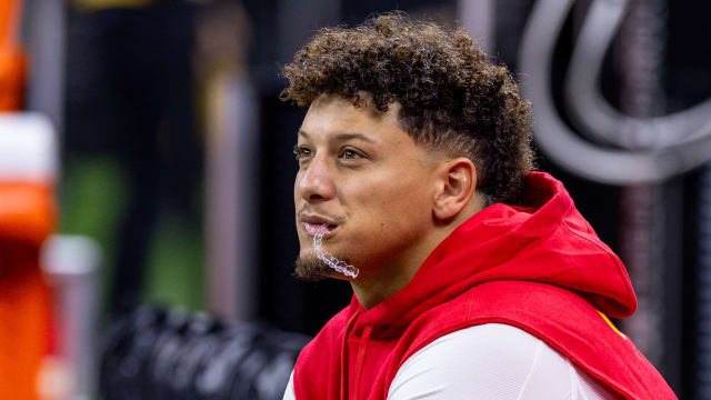 Chiefs QB Buechele reminisces over playing Mahomes in college