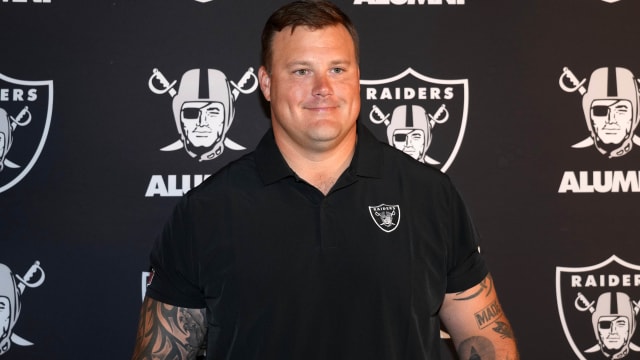 Raiders OL Greg Van Roten tells it how it is when talking Kolton Miller - A  to Z Sports