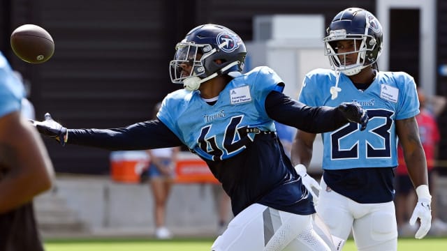 Tennessee Titans on X: First Look: @TreylonBurks in his #Titans uniform at  the @NFLPA Rookie Premiere. (