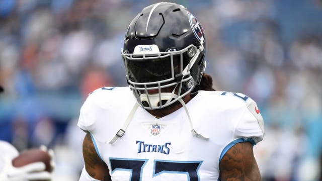 Tennessee Titans offensive tackle Dillon Radunz (75) runs a drill during  NFL football training camp Monday, Aug. 16, 2021, in Nashville, Tenn. (AP  Photo/Mark Humphrey Stock Photo - Alamy