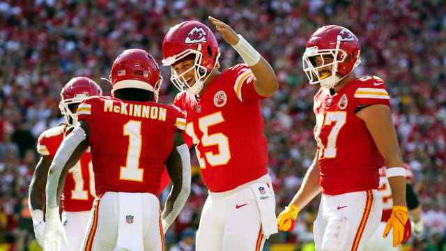 Travis Kelce jersey sales: How Taylor Swift sent No. 87 to top of NFL  charts, ahead of Patrick Mahomes