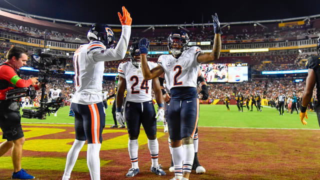 Chicago Bears quarterback Justin Fields runs against the Washington  Commanders in the first half of an NFL football game in Chicago, Thursday,  Oct. 13, 2022. (AP Photo/Nam Y. Huh Stock Photo - Alamy