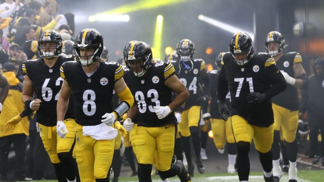 T.J. Watt Doesn't Need Surgery, Could Return in October