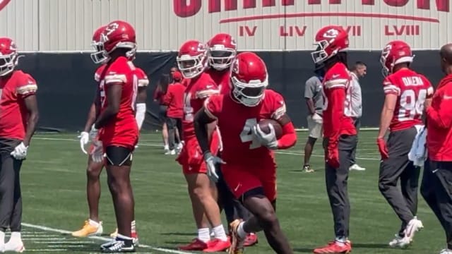 Kansas City Chiefs coaches' mixed signals on Trent McDuffie's role are a hidden  challenge to every cornerback on the roster