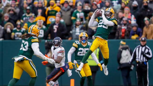 Packers' star defender caps magical first season in Green Bay with huge  award