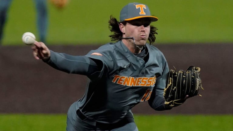 Tennessee Vols announce new contract for baseball coach Tony