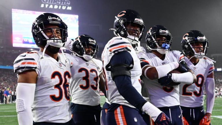 Chicago Bears Get Devastating News On Starting Cornerback Injured