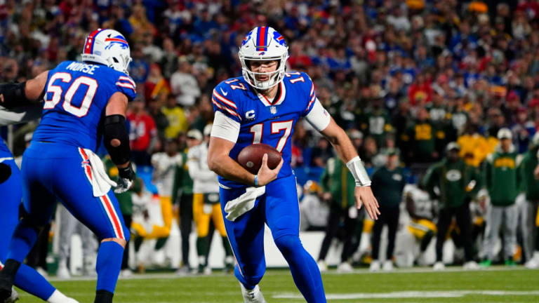 What is the Packers' recent record against the Bills?