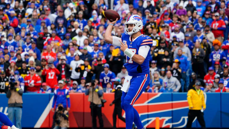 Bills blow out Steelers, photos