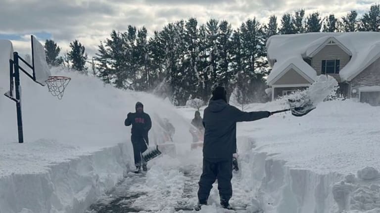 How the Bills made it to Detroit: Bills Mafia shoveling snow