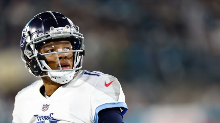 Tennessee Vol great Josh Dobbs signs with Titans