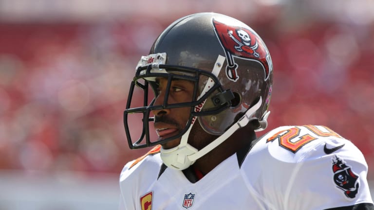 Buccaneers' Ronde Barber selected to Pro Football Hall of Fame