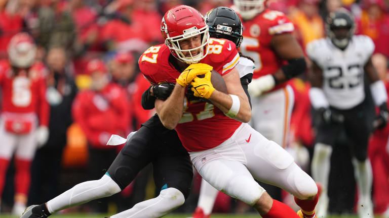 Kansas City Chiefs on X: Despite not playing last week, no player has more  touchdown catches this season than @tkelce 