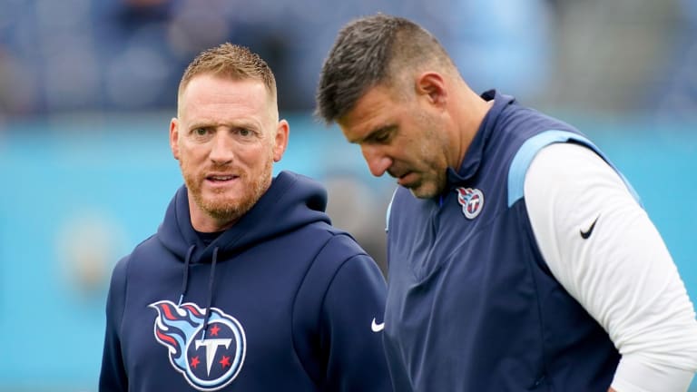 Tim Kelly: Tennessee Titans offensive coordinator in photos
