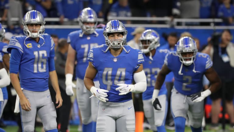 Detroit Lions linebacker Malcolm Rodriguez plays against the New