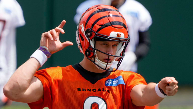 Joe Burrow reports to Bengals training camp as contract talks persist - A  to Z Sports