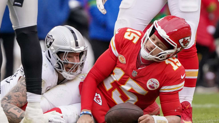 ESPN analyst thinks Chiefs' Patrick Mahomes will now get special treatment from refs after Antonio Pierce's comments