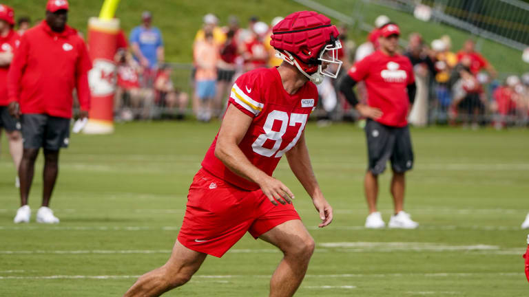 Travis Kelce injury update: How to handle Chiefs TE vs. Dolphins