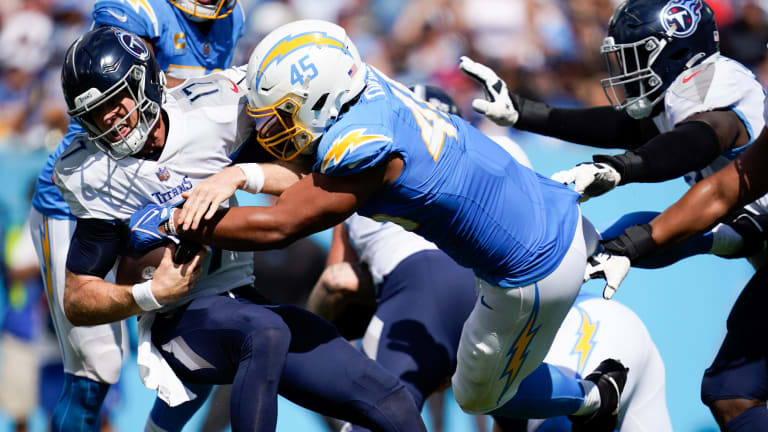 Chargers rookie EDGE Tuli Tuipulotu is a future star: Film Breakdown - A to  Z Sports