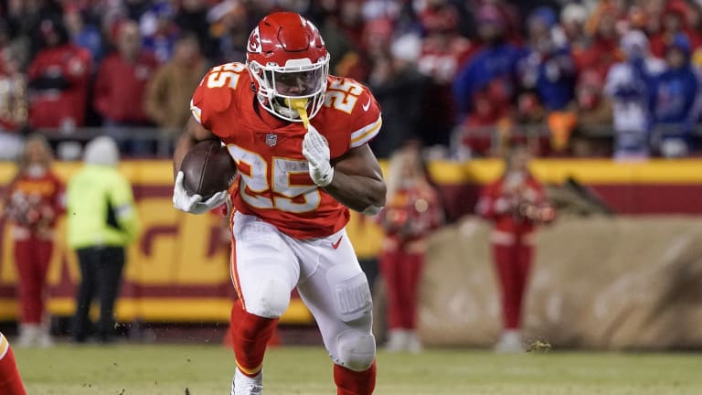 Kansas City Chiefs' Clyde Edwards-Helaire can reignite his NFL career in  Week 14 - A to Z Sports