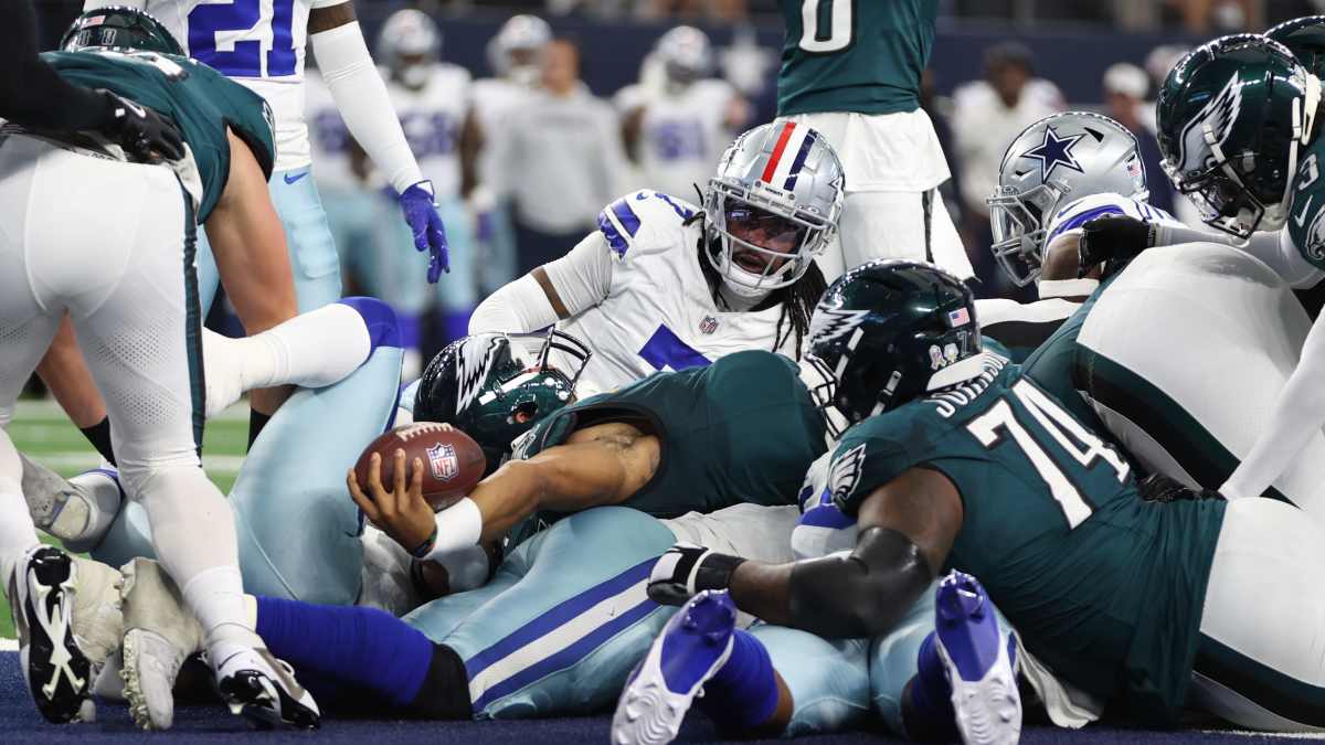 There's a key to slowing down Jalen Hurts' but Cowboys failed at it in first  showdown vs Eagles of 2024 NFL season
