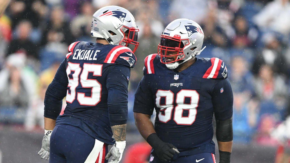 Five New England Patriots players limited in practice due to injuries,  including guard Cole Strange and defensive tackle Davon Godchaux - BVM  Sports