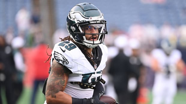 Philadelphia Eagles cornerback Avonte Maddox (29) warms up before a game against the New England Patriots at Gillette Stadium.