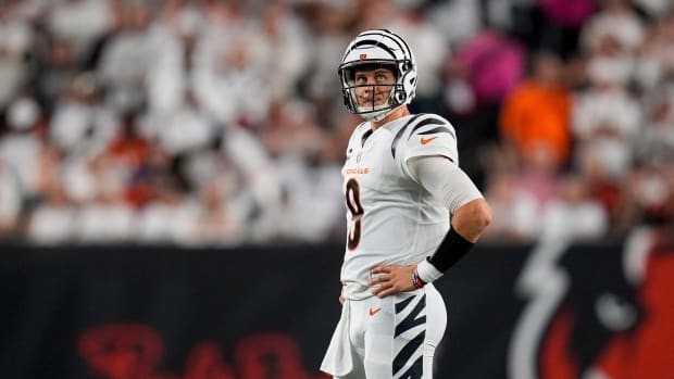 Understanding why Bengals QB Joe Burrow threw 49 passes on a bad calf - A  to Z Sports