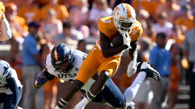 REPLAY: Tennessee football defeats South Carolina 41-20