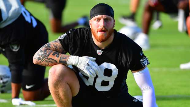 Las Vegas Raiders' Maxx Crosby is already letting the trash talk fly with  an iconic line at OTAs