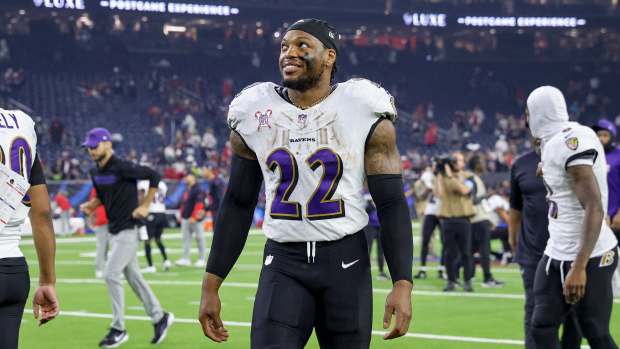 Derrick Henry on verge of NFL history by accomplishing a feat only he has  been able to pull off before