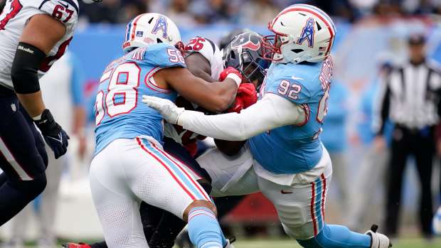 Titans defensive depth takes a hit with potential season-ending injury from  practice