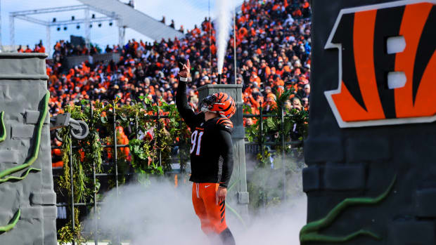 Dec 22, 2024; Cincinnati, Ohio, USA; Cincinnati Bengals defensive end Trey Hendrickson (91) runs onto the field before the game against the Cleveland Browns at Paycor Stadium.