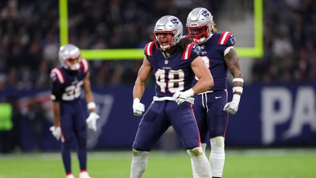 Patriots extend linebacker Jahlani Tavai following interesting offseason  trend